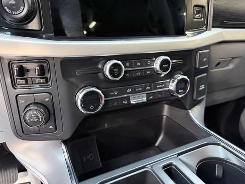 Used 2021 Ford F150 XLT w/ Equipment Group 302A High image 18