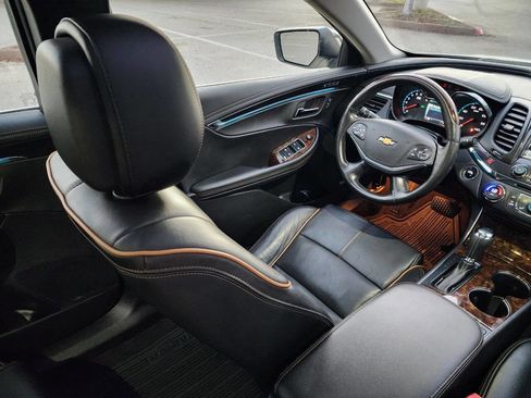 Used 2014 Chevrolet Impala LTZ image 16