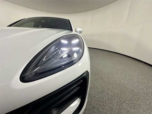 Certified 2026 Porsche Macan S AWD/4WD image 15