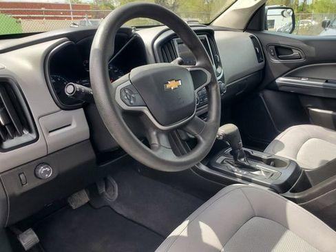 Used 2020 Chevrolet Colorado W/T w/ WT Convenience Package RWD image 17