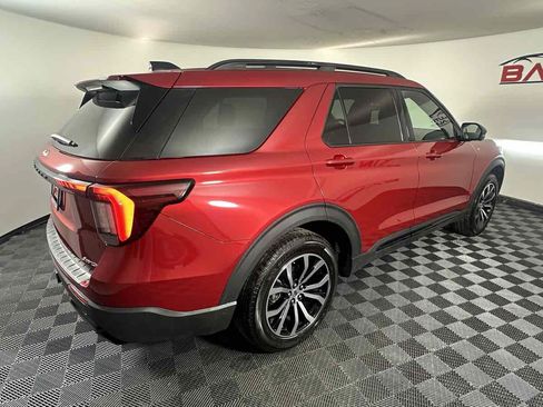 Used 2026 Ford Explorer ST-Line AWD/4WD image 8