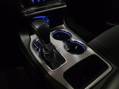 Used 2021 Jeep Grand Cherokee Laredo image 26