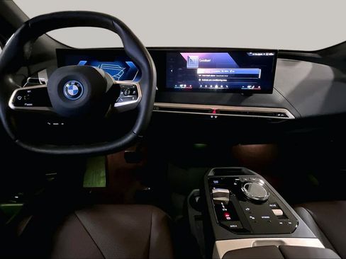 Certified 2024 BMW iX xDrive50 w/ Convenience Package AWD/4WD image 15