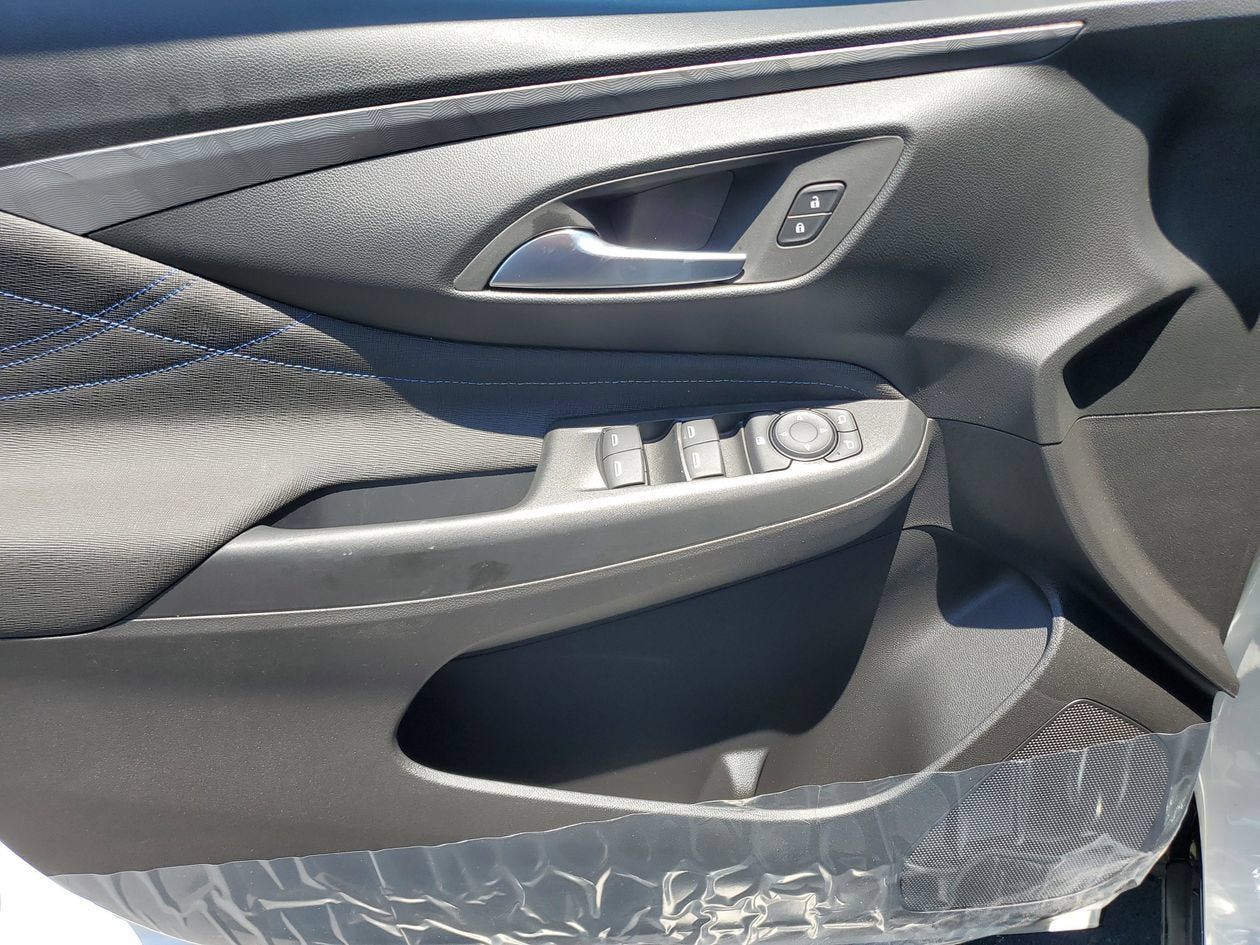 New 2026 Buick Envista Sport Touring w/ Convenience I Package FWD image 16