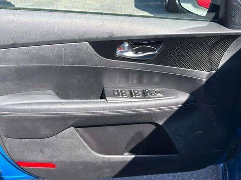 Certified 2023 Kia Forte GT w/ GT2 Package image 27