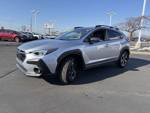 Used 2024 Subaru Crosstrek 2.0i Premium image 4