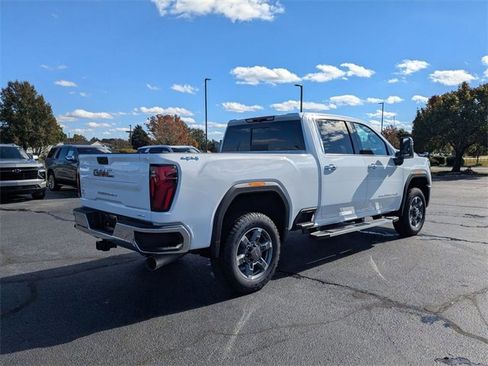 New 2026 GMC Sierra 2500 SLT w/ SLT Premium Package image 3