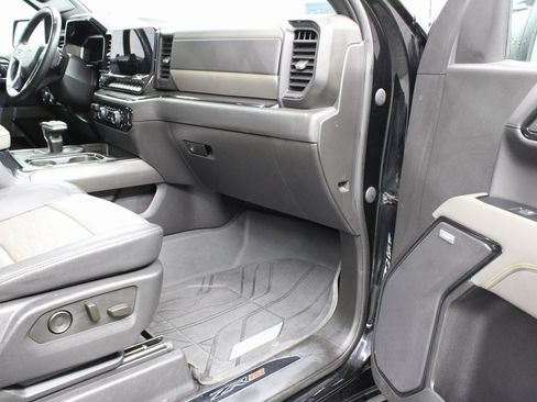 Used 2023 Chevrolet Silverado 1500 ZR2 w/ Technology Package image 35