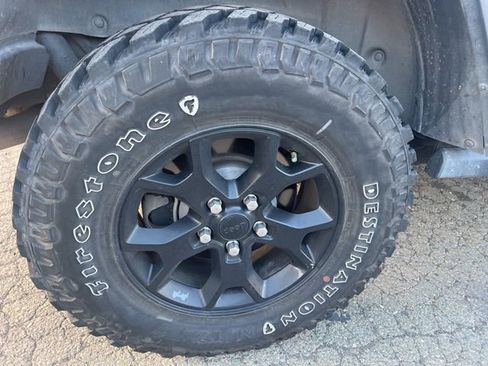 Used 2018 Jeep Wrangler Unlimited Rubicon image 10