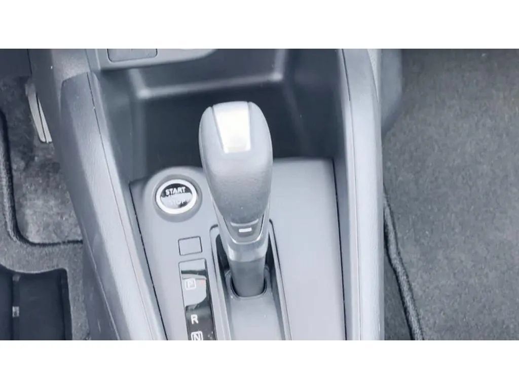 Used 2025 Nissan Kicks Play S FWD image 19