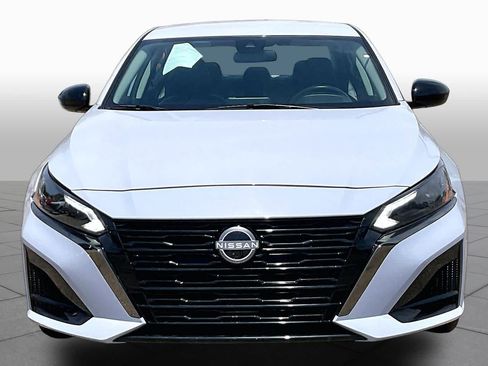 Used 2024 Nissan Altima 2.5 SR FWD image 4