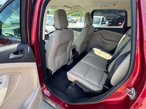 Used 2019 Ford Escape SE AWD/4WD image 12