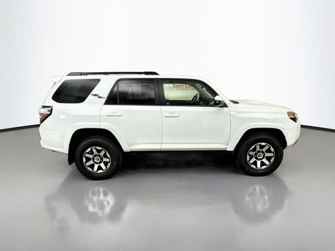 Used 2024 Toyota 4Runner TRD Off-Road AWD/4WD image 8
