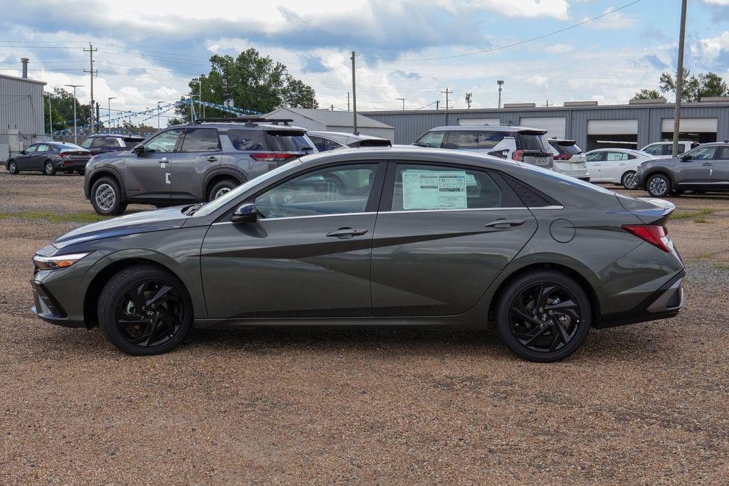 New 2026 Hyundai Elantra SEL Sport Premium FWD image 30