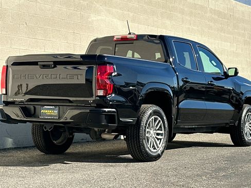 Used 2024 Chevrolet Colorado LT w/ LT Convenience Package image 4