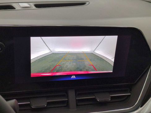 New 2026 Chevrolet Trax LT image 24