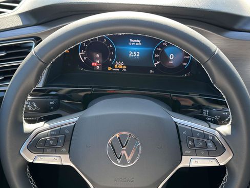 New 2026 Volkswagen Atlas Cross Sport SE image 20