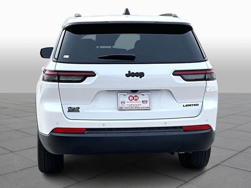 New 2025 Jeep Grand Cherokee L Limited w/ Black Appearance Package AWD/4WD image 5