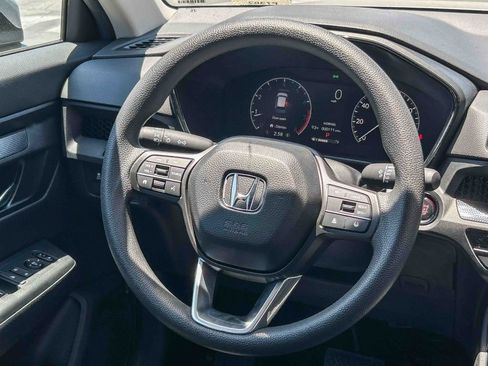 Used 2025 Honda CR-V LX image 16