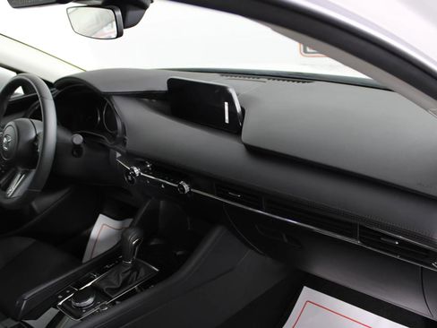 Used 2024 MAZDA MAZDA3 s image 12