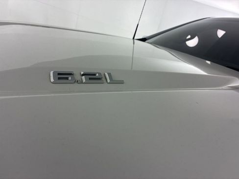 Used 2022 Chevrolet Silverado 1500 LTZ AWD/4WD image 9