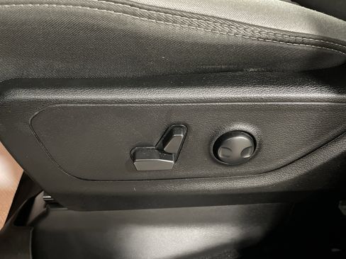 Used 2022 RAM 1500 Big Horn image 13