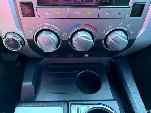 Used 2018 Toyota Tundra SR5 w/ TRD Off Road Package image 24