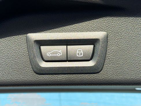 New 2026 BMW X5 xDrive40i w/ M Sport Package image 13