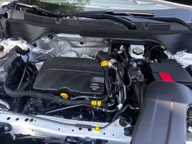 Certified 2026 Chevrolet Trax LT FWD image 11