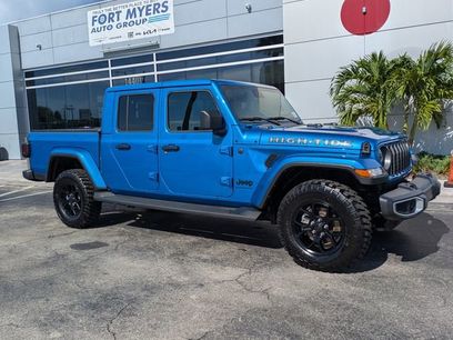 Certified 2025 Jeep Gladiator Sport