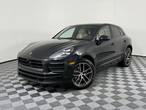Certified 2026 Porsche Macan AWD/4WD image 1