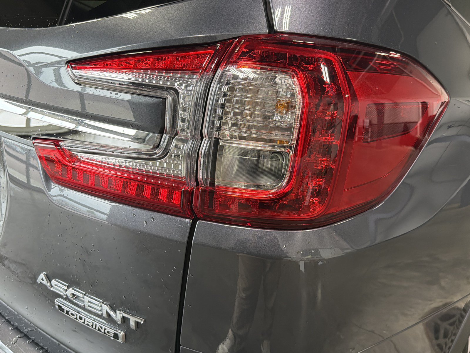 Certified 2025 Subaru Ascent Touring AWD/4WD image 17