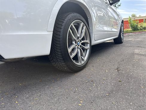 Used 2016 BMW X3 xDrive28i AWD/4WD image 5
