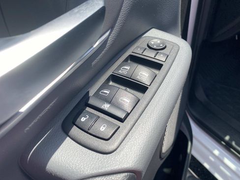 Used 2023 RAM 1500 Big Horn AWD/4WD image 23
