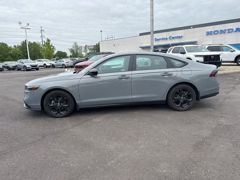 Certified 2025 Honda Accord SE image 15