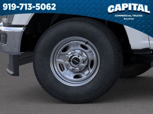 New 2026 Ford F250 XL w/ XL Chrome Package image 19