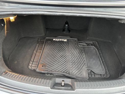 Used 2014 Volkswagen Beetle 1.8T image 41