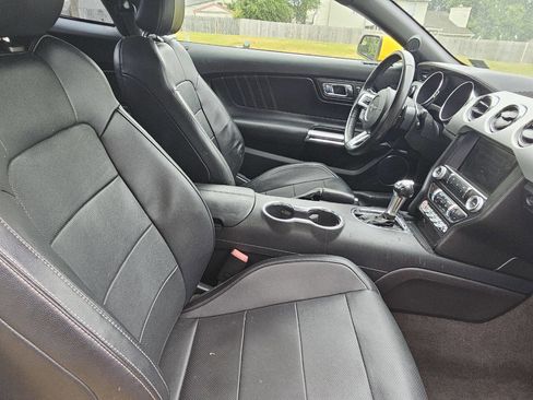 Used 2015 Ford Mustang GT Premium RWD image 16