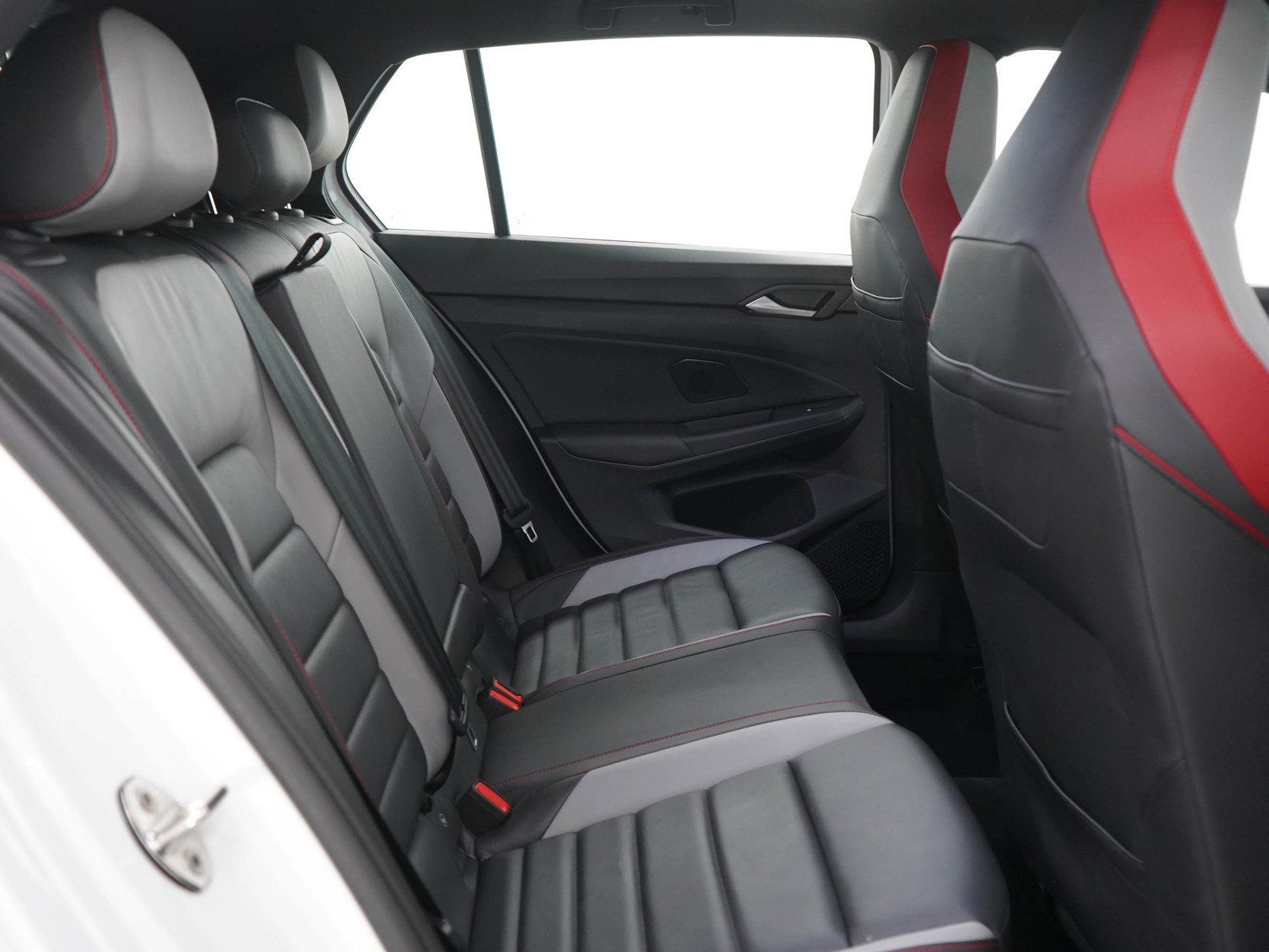 Used 2022 Volkswagen GTI Autobahn FWD image 12