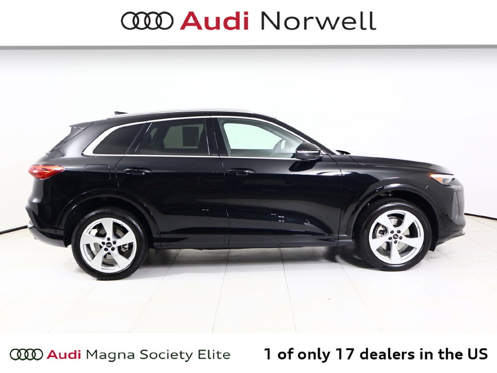 Certified 2025 Audi Q5 Premium w/ Premium Plus AWD/4WD image 19