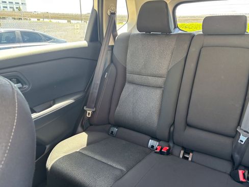 Used 2025 Nissan Rogue SV FWD image 41