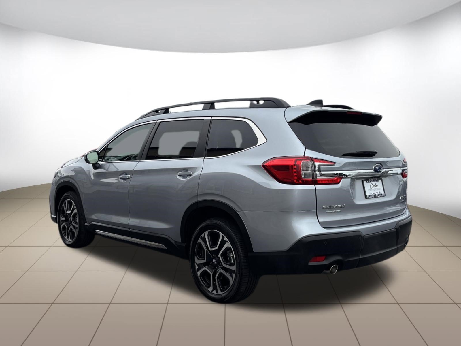 Used 2023 Subaru Ascent Limited AWD/4WD image 5