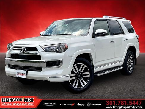 Used 2023 Toyota 4Runner Limited AWD/4WD image 3