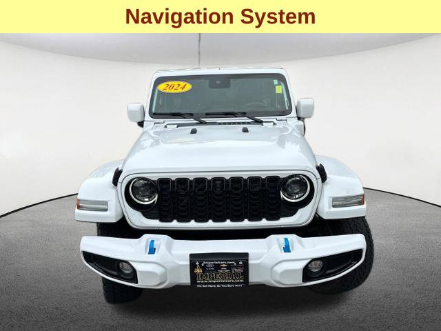 Used 2024 Jeep Wrangler High Altitude AWD/4WD image 4