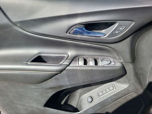 Used 2018 Chevrolet Equinox Premier AWD/4WD image 29