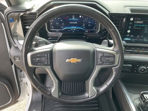 Used 2022 Chevrolet Silverado 1500 LTZ image 13