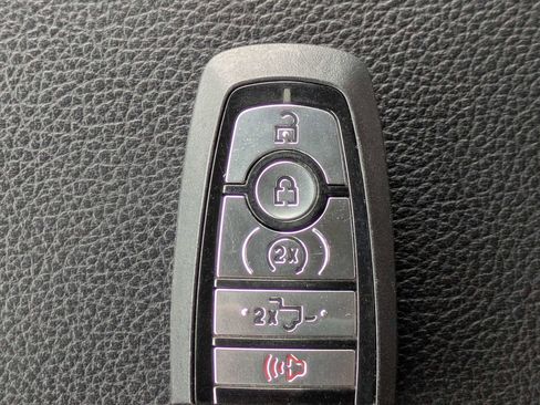 Used 2020 Ford F250 Lariat AWD/4WD image 40