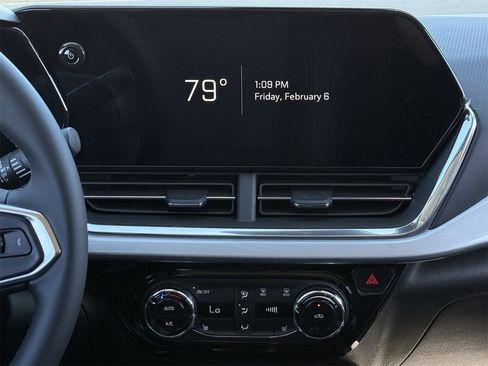 New 2026 Chevrolet Trax LT w/ Driver Confidence Package image 16