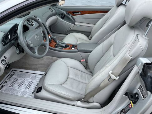 Used 2005 Mercedes-Benz SL 500 image 18