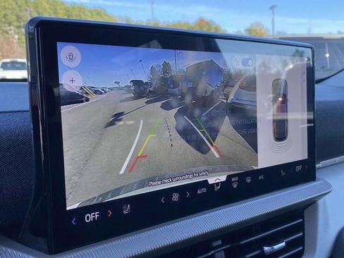 New 2026 Ford Explorer Active image 16